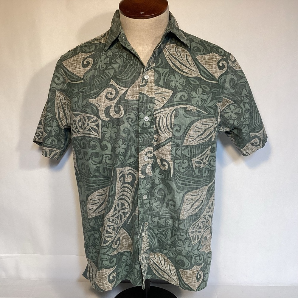 Malihini Hawaii Vintage Hawaiian Shirt with reverse print Men’s size large